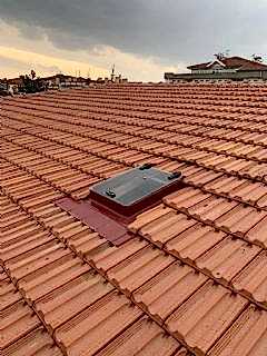 Kiremit Çatı Çıkış Kapağı Çift Amortisörlü